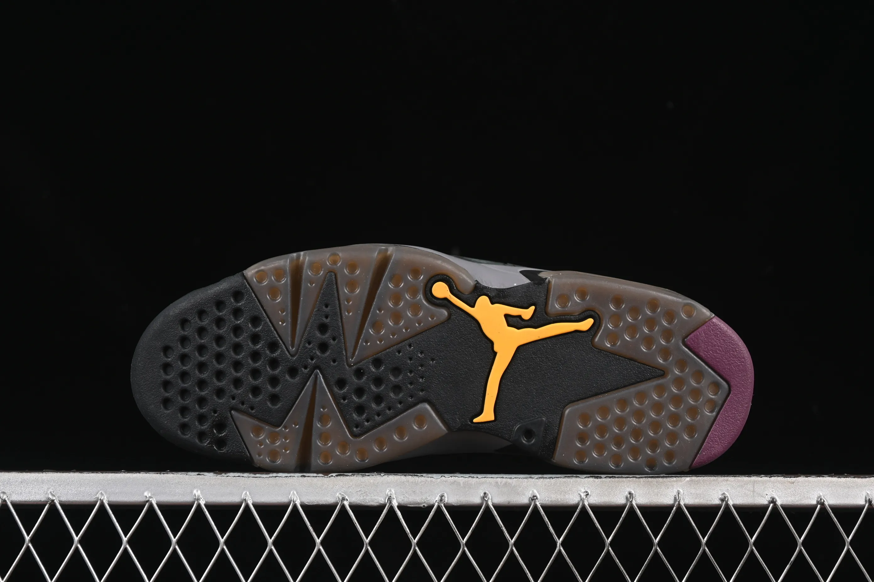 All categories Air Jordan Jordan series basketball shoes Air Jordan 6 Air Jordan 6 Retro AJ6 Joe 6 Bordeaux first layer authentic CT8529-063